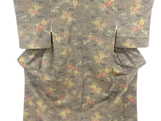 リサイクル　未使用品　椿に菊・笹模様織り出し十日町紬着物